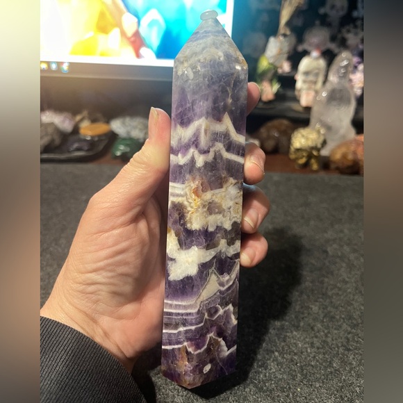 Chevron Amethyst Crystal Tower / Point - Picture 6 of 7